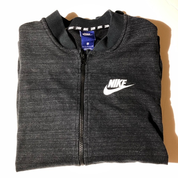 Men’s Activewear Surprise Bundle (size S) - Picture 3 of 4